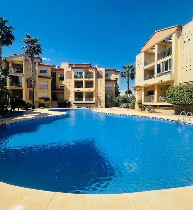 Beautiful 1 Bedroom Apartment In Albir El Albir Exterior photo