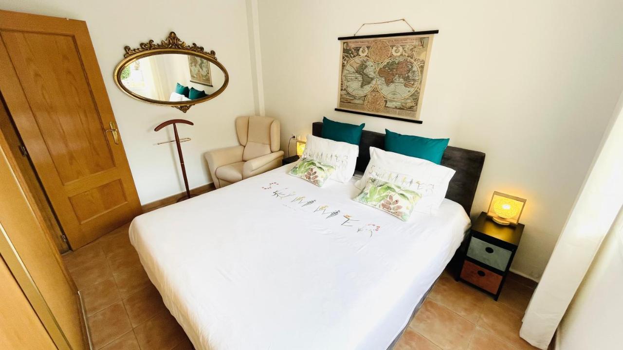 Beautiful 1 Bedroom Apartment In Albir El Albir Exterior photo